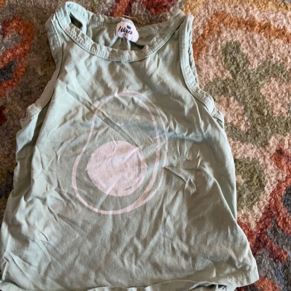 Baby avocado tee